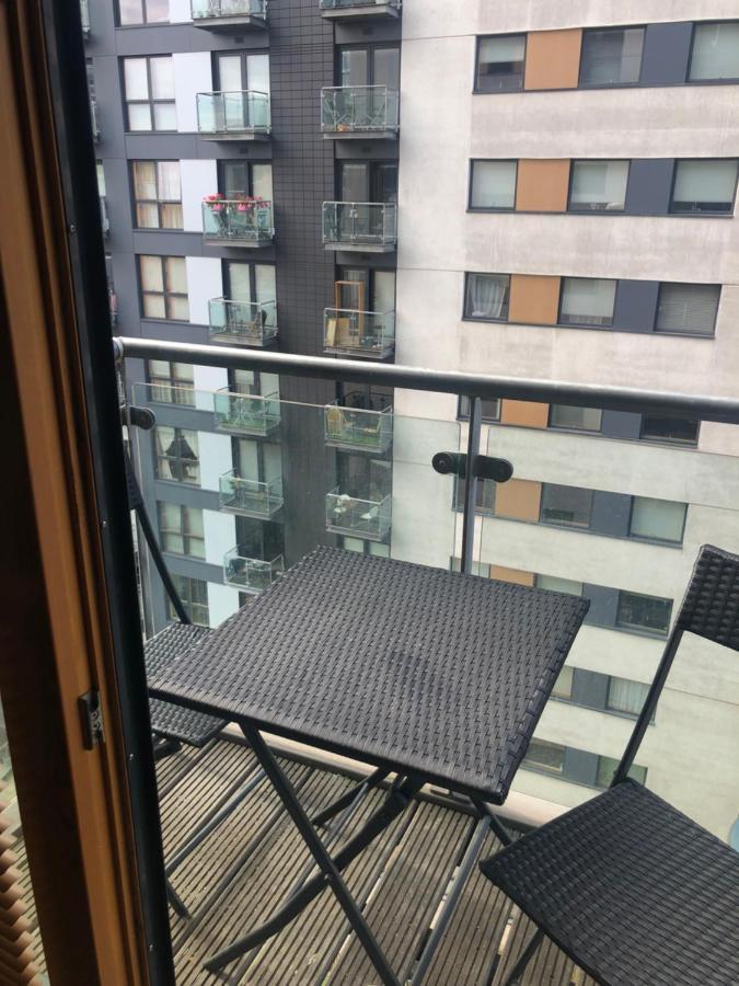 Lovely Serviced Apartment 2Min 2 City Center Manchester Esterno foto